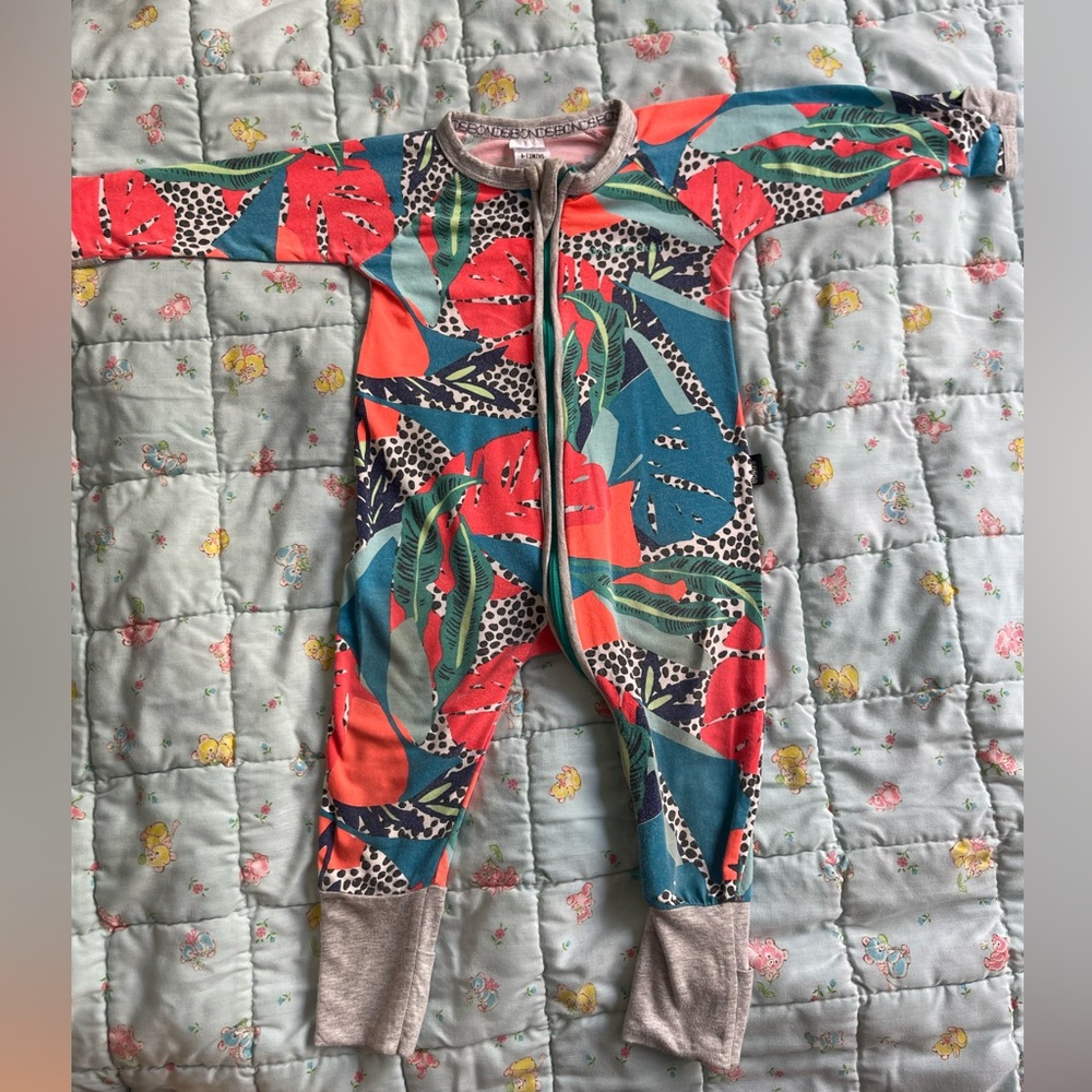 🧚 5 for $25 Bundle Sale 🧚  Bonds Vibrant Jungle Print Kids Footie - high end